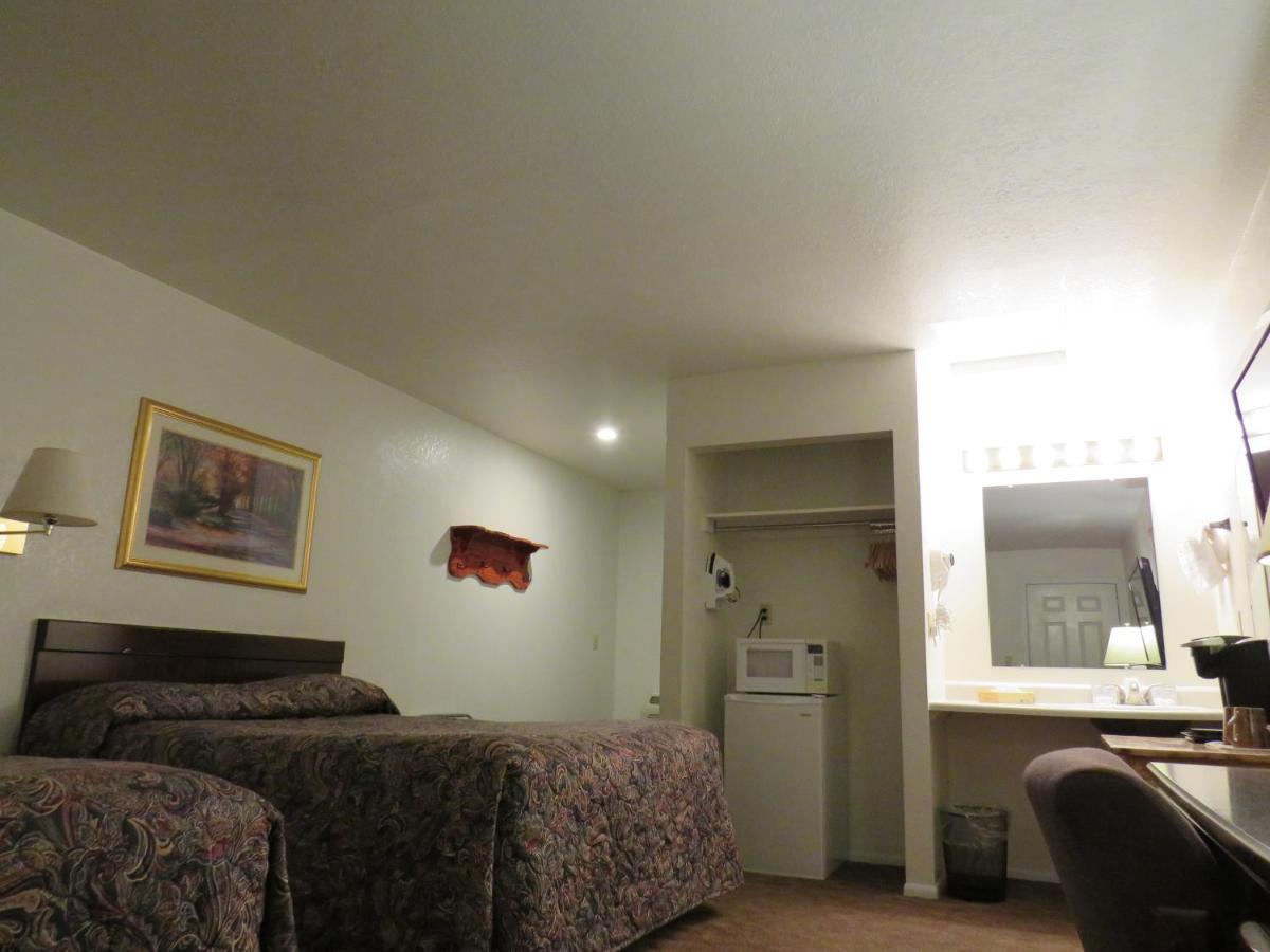Rim Rock Motel Alturas Exterior foto